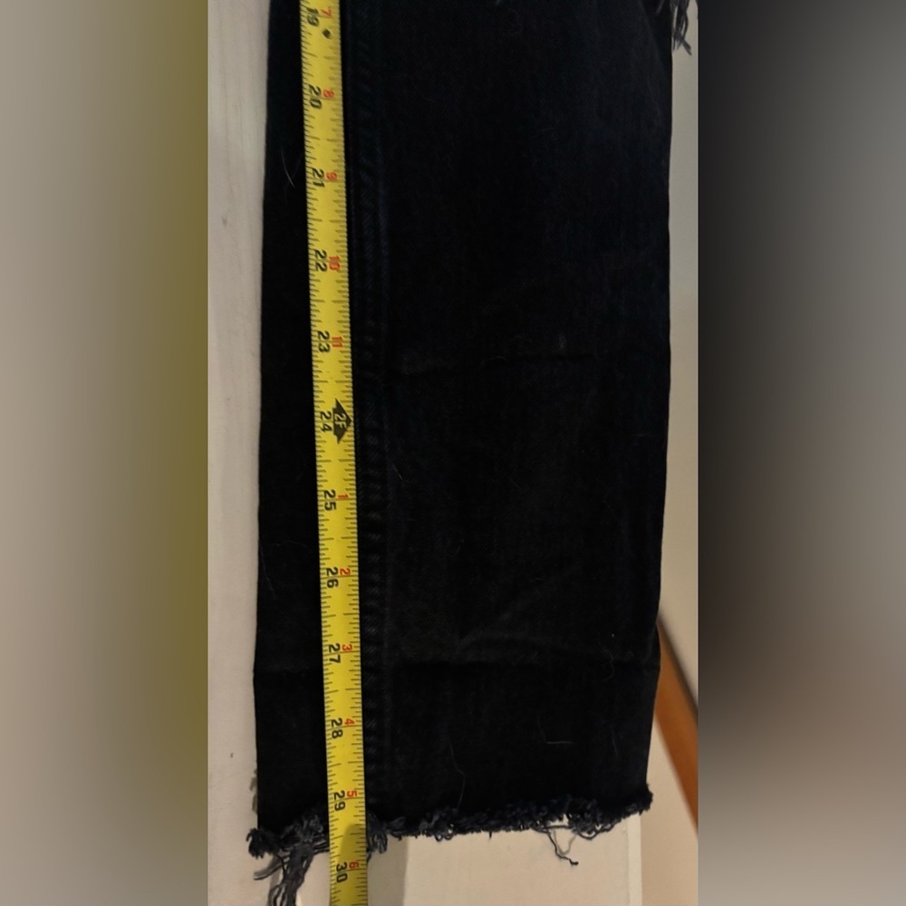 Abercrombie Curve Love High Rise Skinny in Distressed Black, Size 2/26 Long - Picture 12 of 12